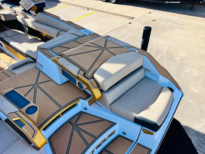 Slide: The Image of Nautique Super Air Nautique G25 Paragon 2025 - 75