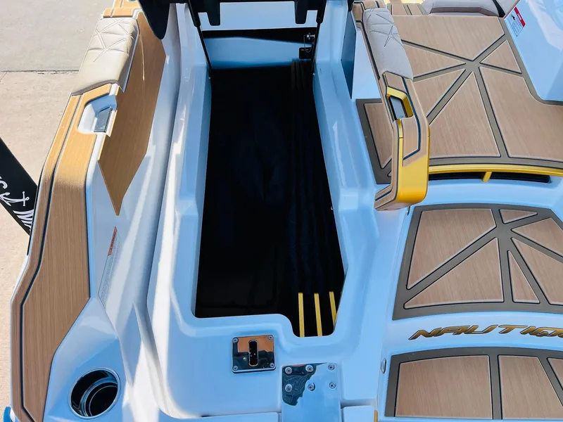 Slide: The Image of Nautique Super Air Nautique G25 Paragon 2025 - 79