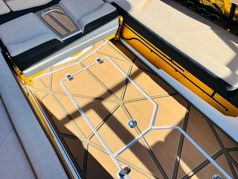 Slide: The Image of Nautique Super Air Nautique G25 Paragon 2025 - 87