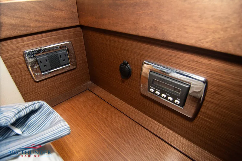 Slide: The Image of Sea Ray 540 Sundancer 2013 - 105