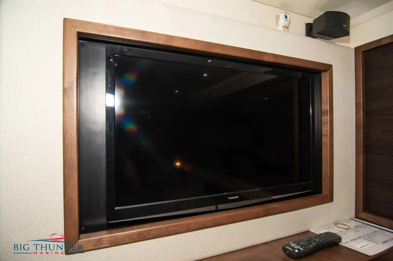 Slide: The Image of Sea Ray 540 Sundancer 2013 - 107