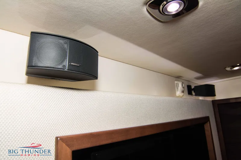 Slide: The Image of Sea Ray 540 Sundancer 2013 - 108