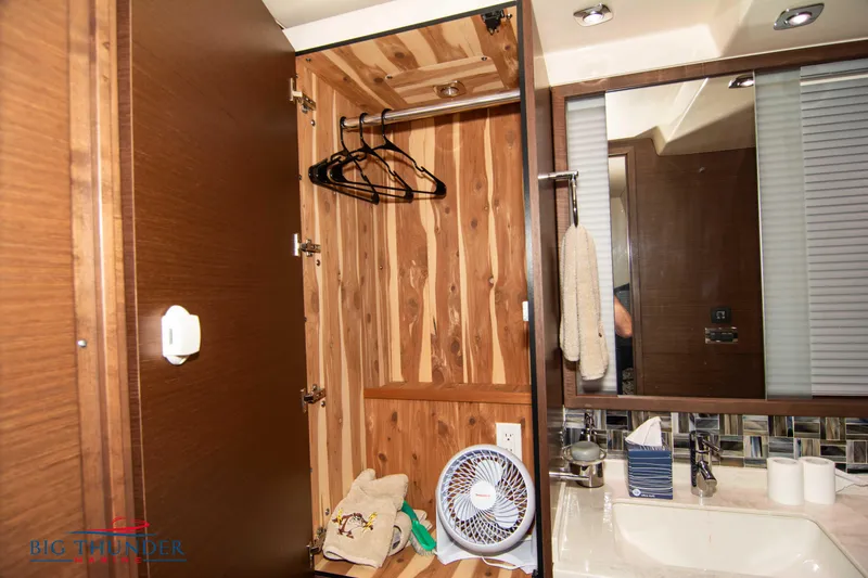 Slide: The Image of Sea Ray 540 Sundancer 2013 - 114