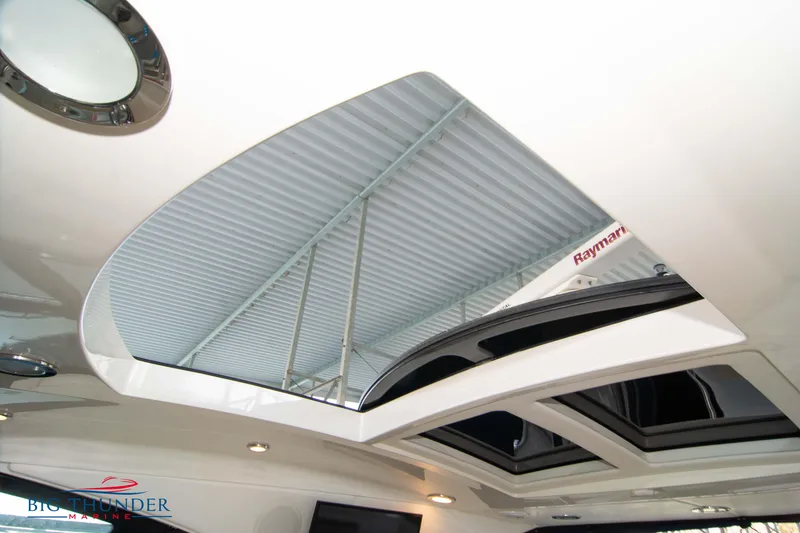 Slide: The Image of Sea Ray 540 Sundancer 2013 - 59