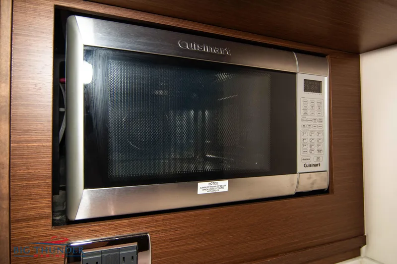 Slide: The Image of Sea Ray 540 Sundancer 2013 - 82