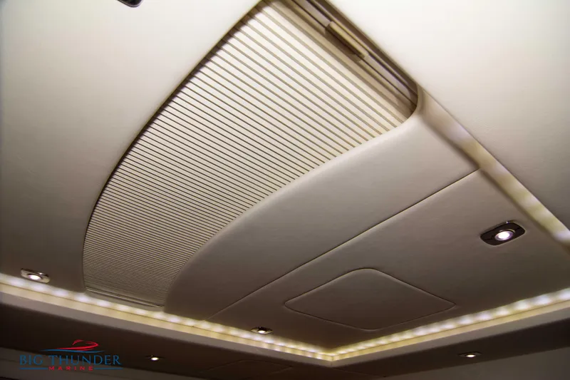 Slide: The Image of Sea Ray 540 Sundancer 2013 - 88