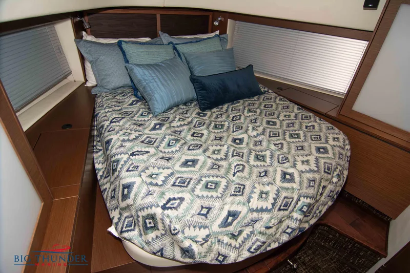 Slide: The Image of Sea Ray 540 Sundancer 2013 - 89