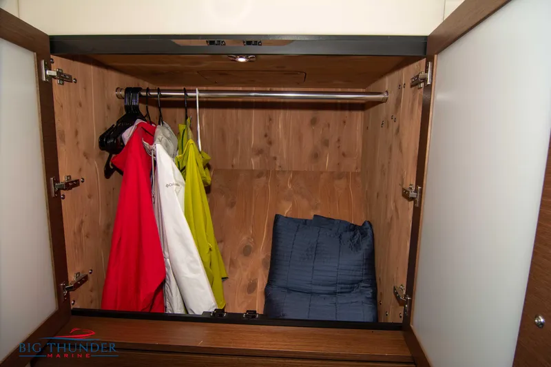 Slide: The Image of Sea Ray 540 Sundancer 2013 - 95