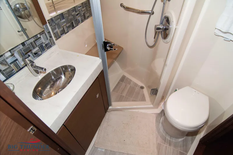 Slide: The Image of Sea Ray 540 Sundancer 2013 - 99