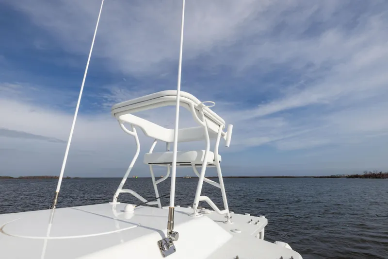 Slide: The Image of Yellowfin 36 Offshore 2021 - 70