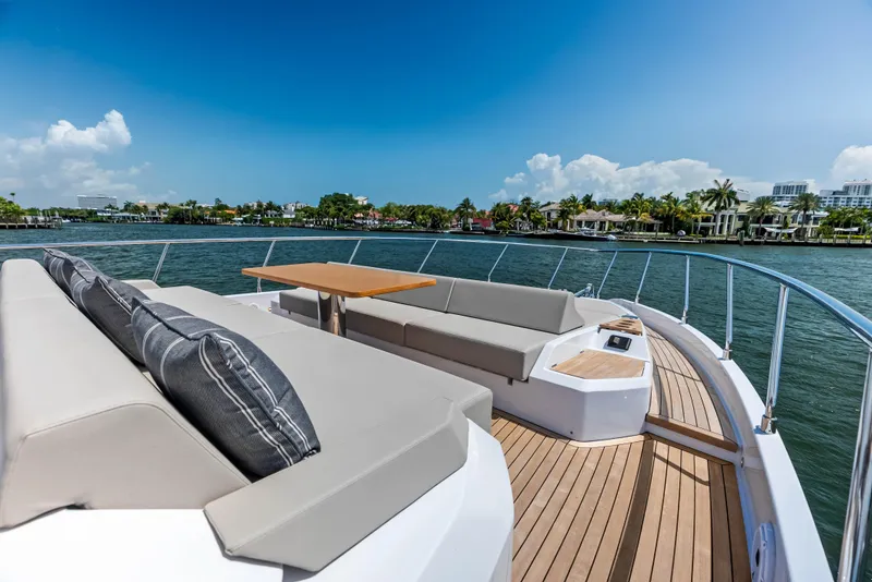 Slide: The Image of Ferretti 580 2025 - 15