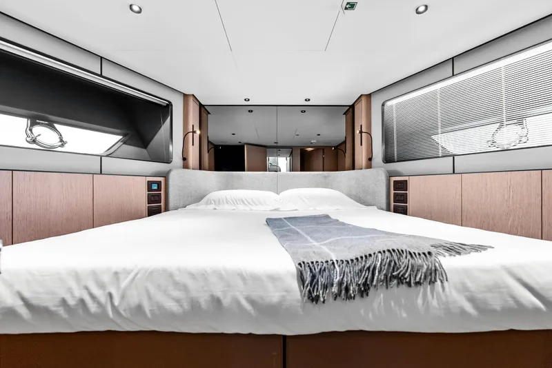 Slide: The Image of Ferretti 580 2025 - 48