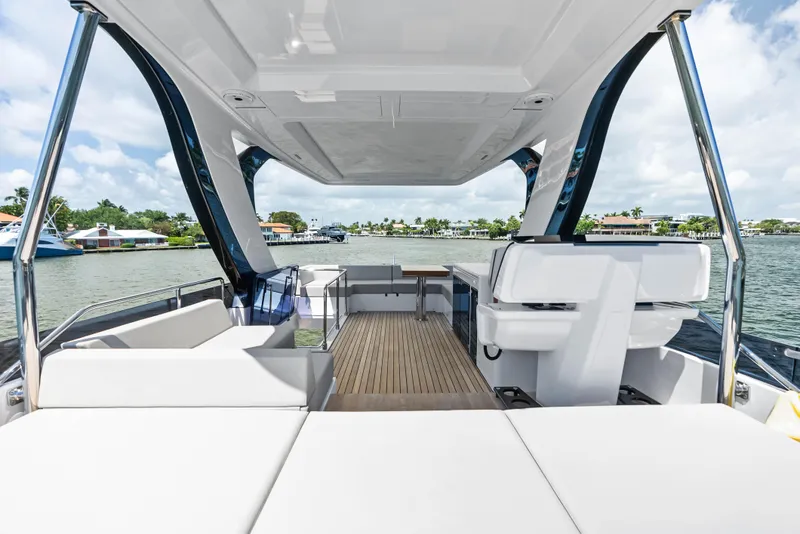 Slide: The Image of Ferretti Yachts 580 2025 - 20