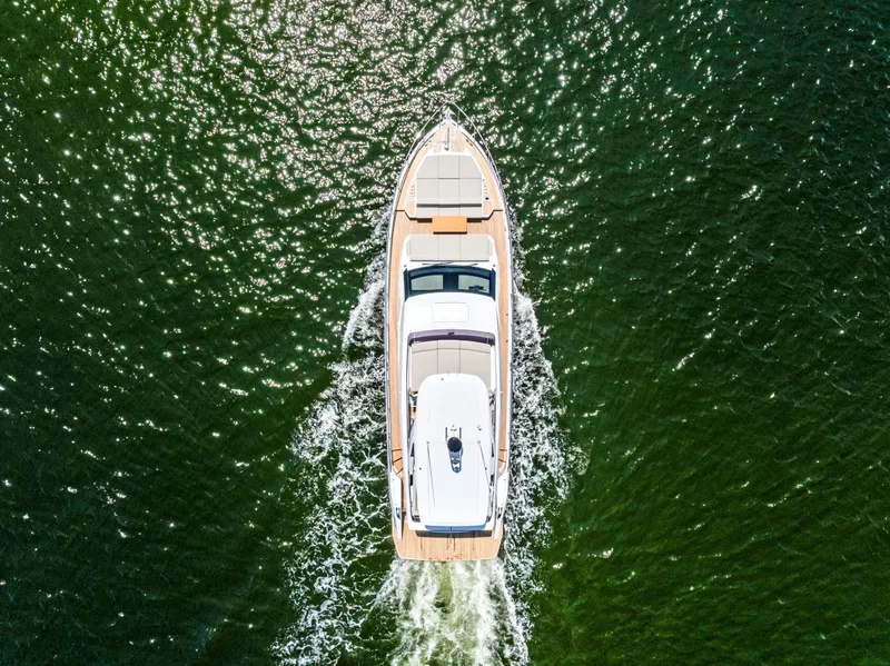 Slide: The Image of Ferretti Yachts 580 2025 - 39