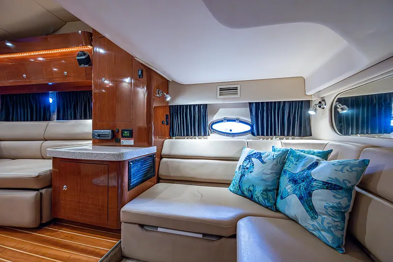 Slide: The Image of Regal Commodore 3760 IB 2008 - 50