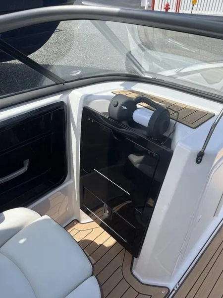 Slide: The Image of Yamaha 212 SD 2021 - 17