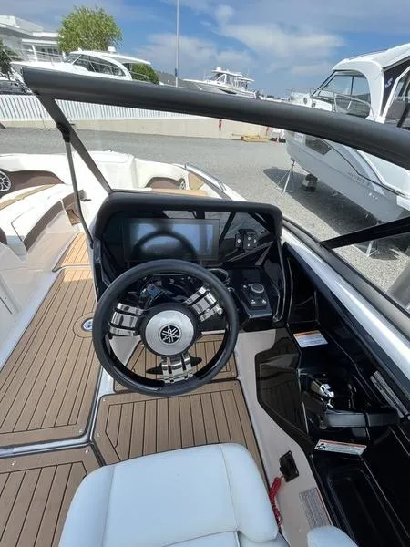 Slide: The Image of Yamaha 212 SD 2021 - 20