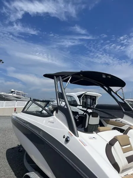 Slide: The Image of Yamaha 212 SD 2021 - 4