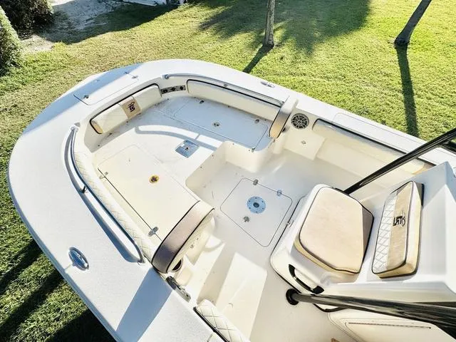 Slide: The Image of Carolina 22 Ultra Elite 2024 - 14