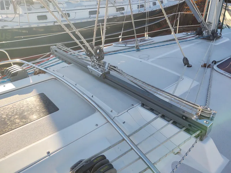 Slide: The Image of Catalina 350 MK II 2006 sailboat deck with rigging and hardware. - 7