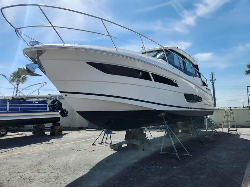 Slide: The Image of Regal 38 Grande Coupe 2022 - 50