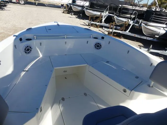 Slide: The Image of Cobia 240 Center Console 2025 - 7