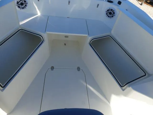 Slide: The Image of Cobia 240 Center Console 2025 - 9