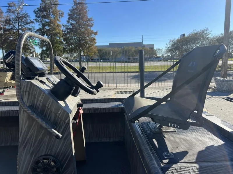 Slide: The Image of Gator-Tail 1754 Extreme 2017 - 10