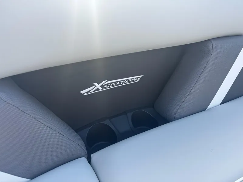 Slide: The Image of Sylvan X3 LZ Mirage Tritoon 2025 - 17