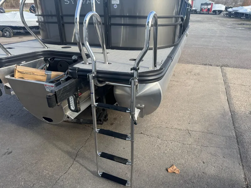 Slide: The Image of Sylvan X3 LZ Mirage Tritoon 2025 - 19