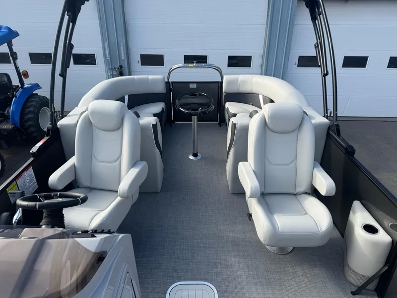 Slide: The Image of Sylvan X3 LZ Mirage Tritoon 2025 - 20