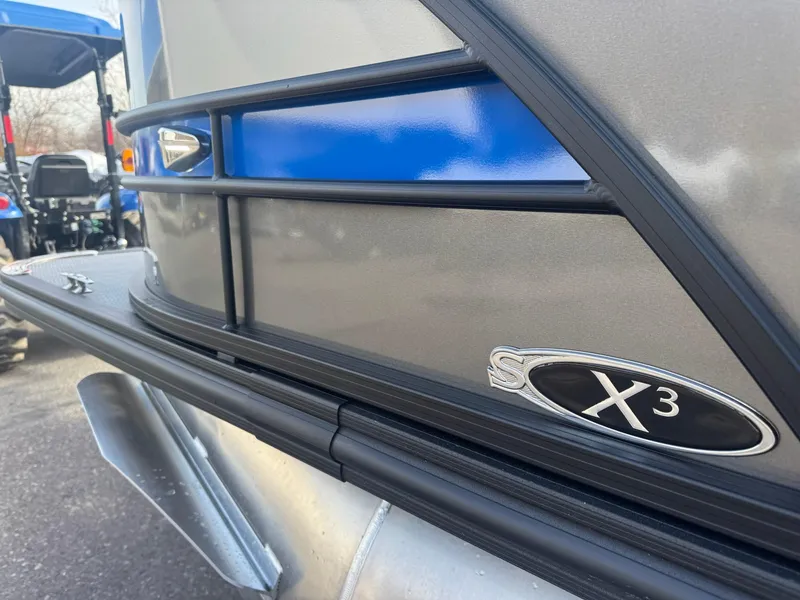 Slide: The Image of Sylvan X3 LZ Mirage Tritoon 2025 - 4