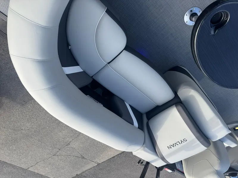 Slide: The Image of Sylvan X3 LZ Mirage Tritoon 2025 - 7