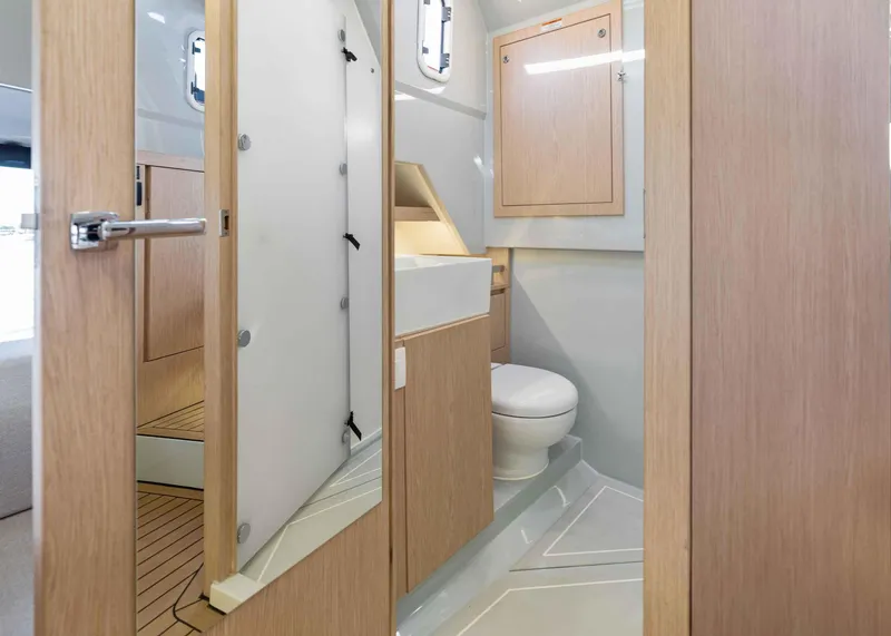 Slide: The Image of XO EXPLR 44 2025 - 44