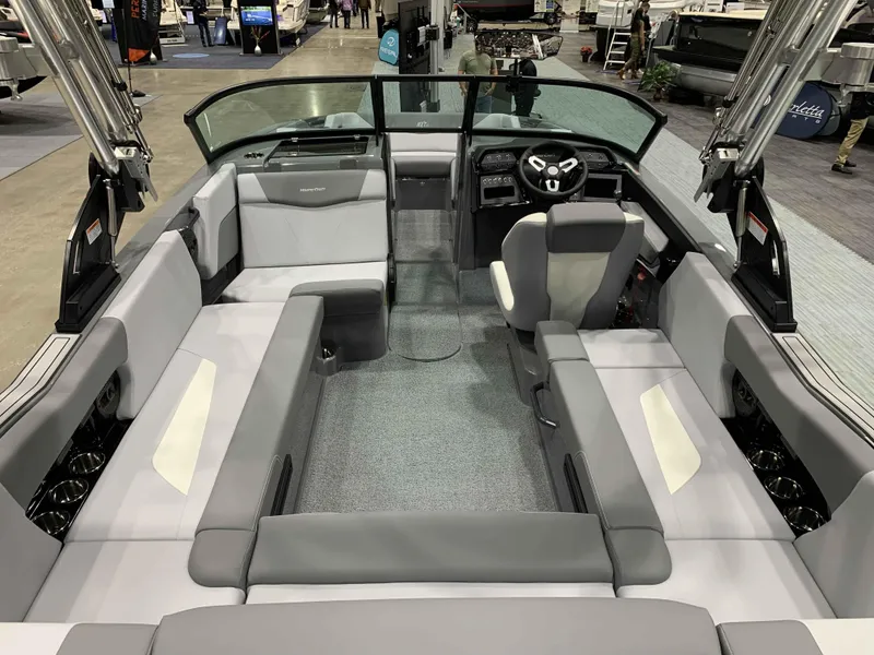 Slide: The Image of MasterCraft NXT22 2025 - 10