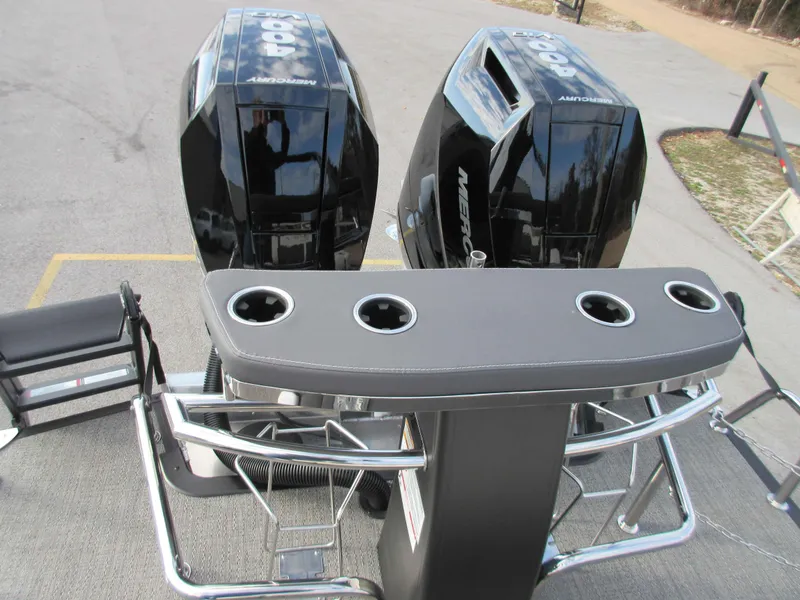 Slide: The Image of Barletta LUSSO L25UCAT 2025 - 12