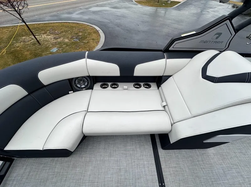 Slide: The Image of Montara 25' Surf Boss 2024 - 8