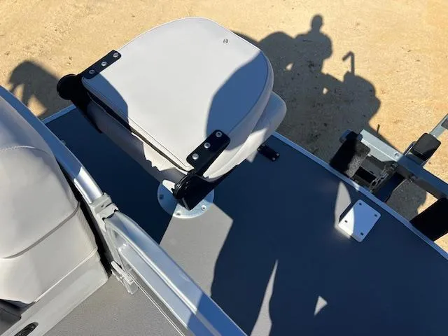 Slide: The Image of 2022 Godfrey Sweetwater 2086 F boat seat and deck with shadows. - 10