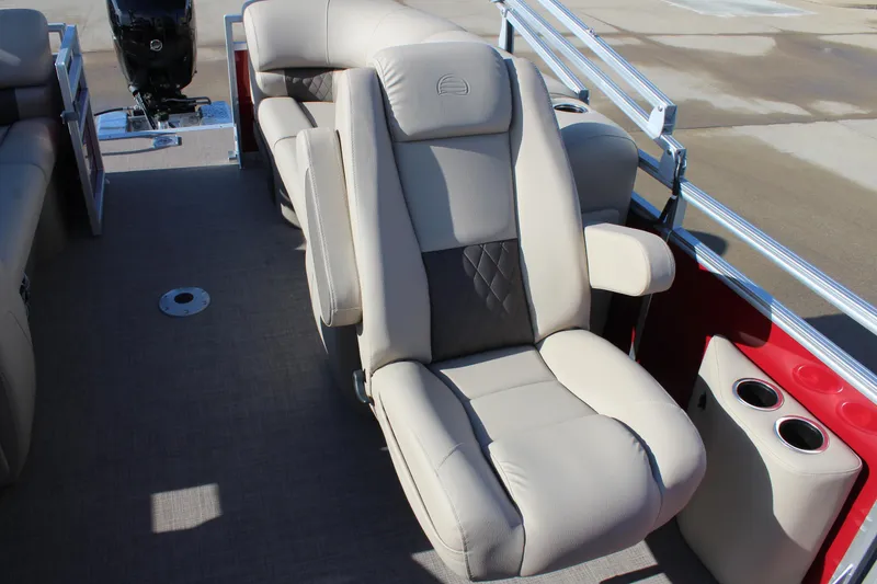 Slide: The Image of Luxurious seating on 2025 Sun Tracker Party Barge 22 DLX pontoon boat. - 11