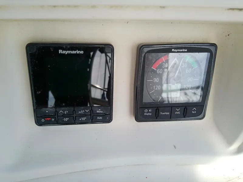 Slide: The Image of Raymarine navigation instruments on 2017 Hake Seaward 32RK sailboat dashboard. - 20
