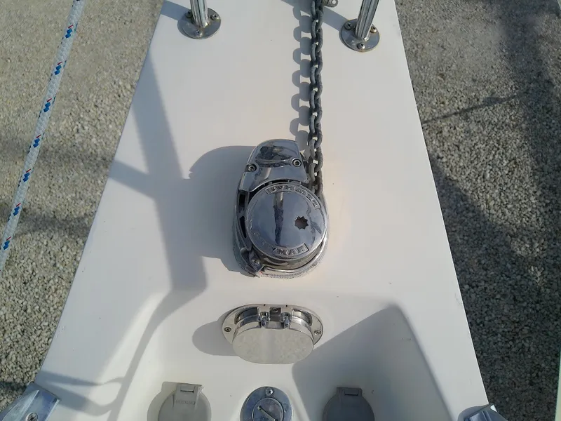 Slide: The Image of Anchor chain mechanism on 2017 Hake Seaward 32RK sailboat deck. - 24