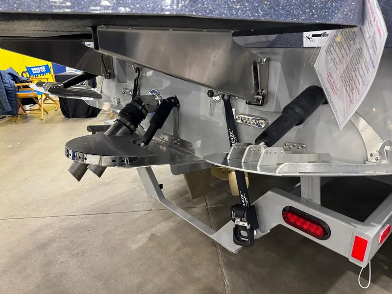 Slide: The Image of Supreme S220 2024 - 67