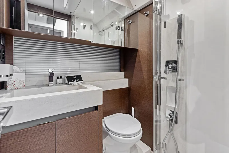 Slide: The Image of Prestige 520 2019 - 68