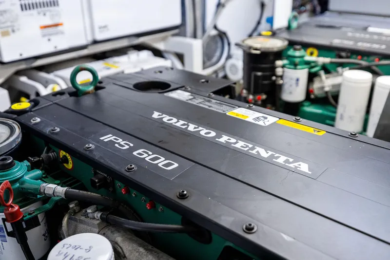 Slide: The Image of Prestige 520 2019 - 79