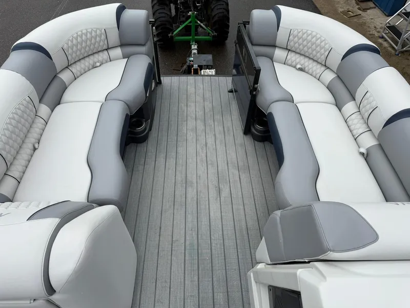 Slide: The Image of 2025 Avalon Catalina Quad Lounger Shift with spacious seating and modern design. - 19