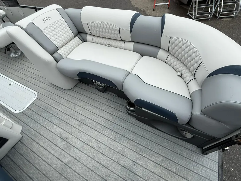 Slide: The Image of 2025 Avalon Catalina Quad Lounger Shift with luxurious seating and modern design. - 7