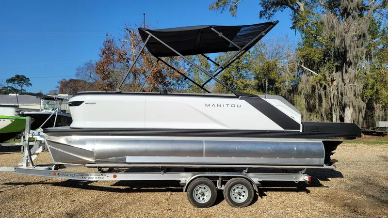 The Image of Manitou Cruise 20 Max Bench 2025 - 1