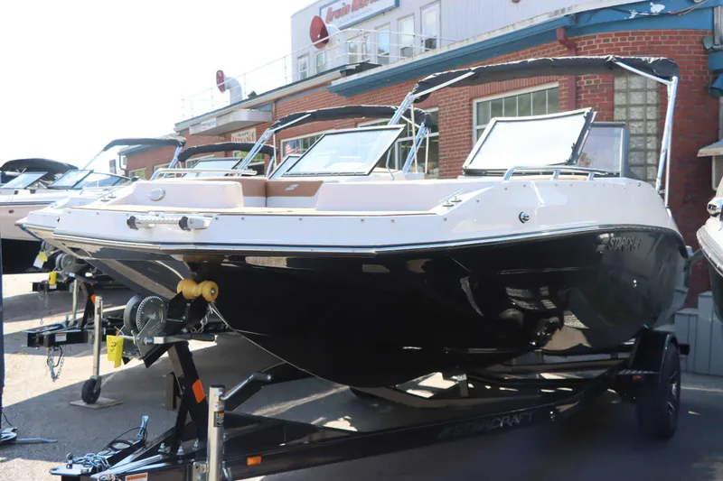 Slide: The Image of Starcraft SVX 190 OB 2025 - 3