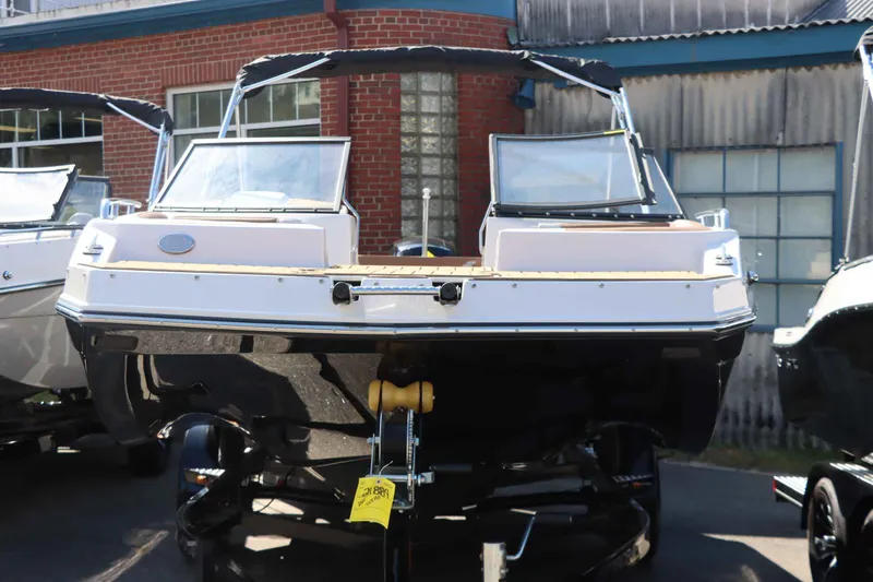 Slide: The Image of Starcraft SVX 190 OB 2025 - 4