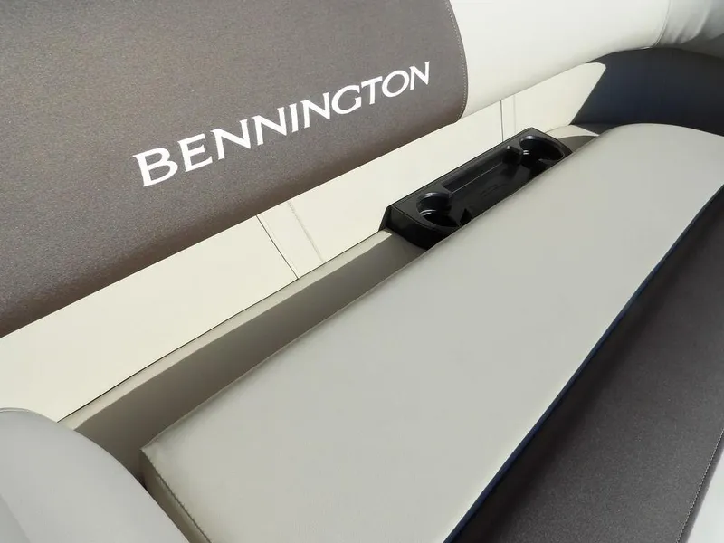 Slide: The Image of Bennington S Quad Bench 21 SSR 2025 boat seat with cup holders. - 15